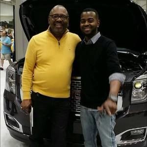 Meet your Posher, Farris